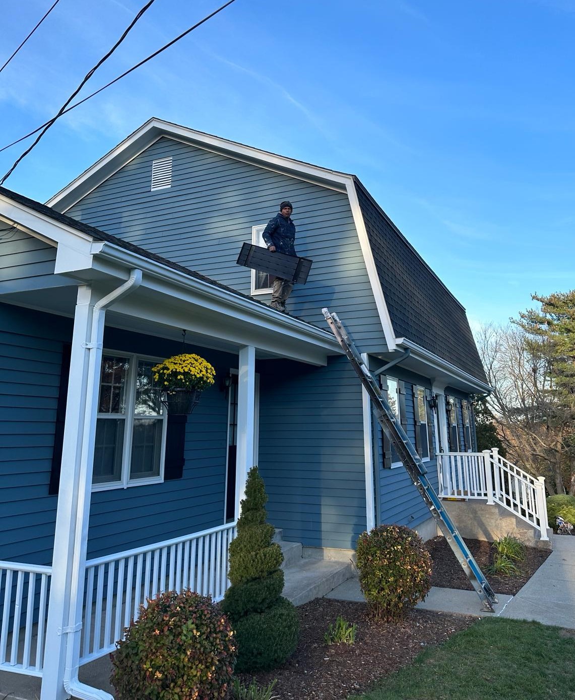 Exterior House Blue Worker